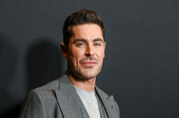 Zac Efron se recupera tras sufrir un confuso accidente en España