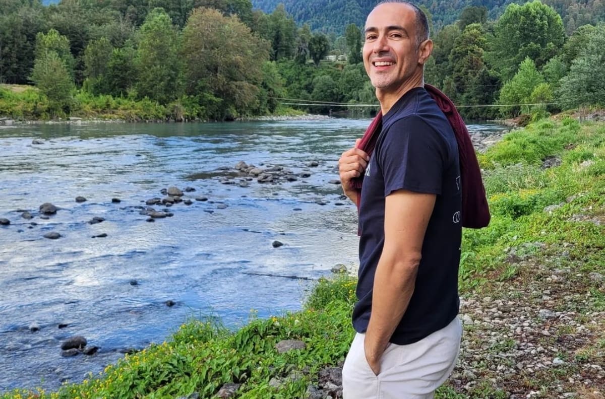 Tuvo especiales palabras para Gabriel Cañas y José Antonio Raffo: César Caillet mostró los objetos más valiosos de su vida en "La Divina Comida"