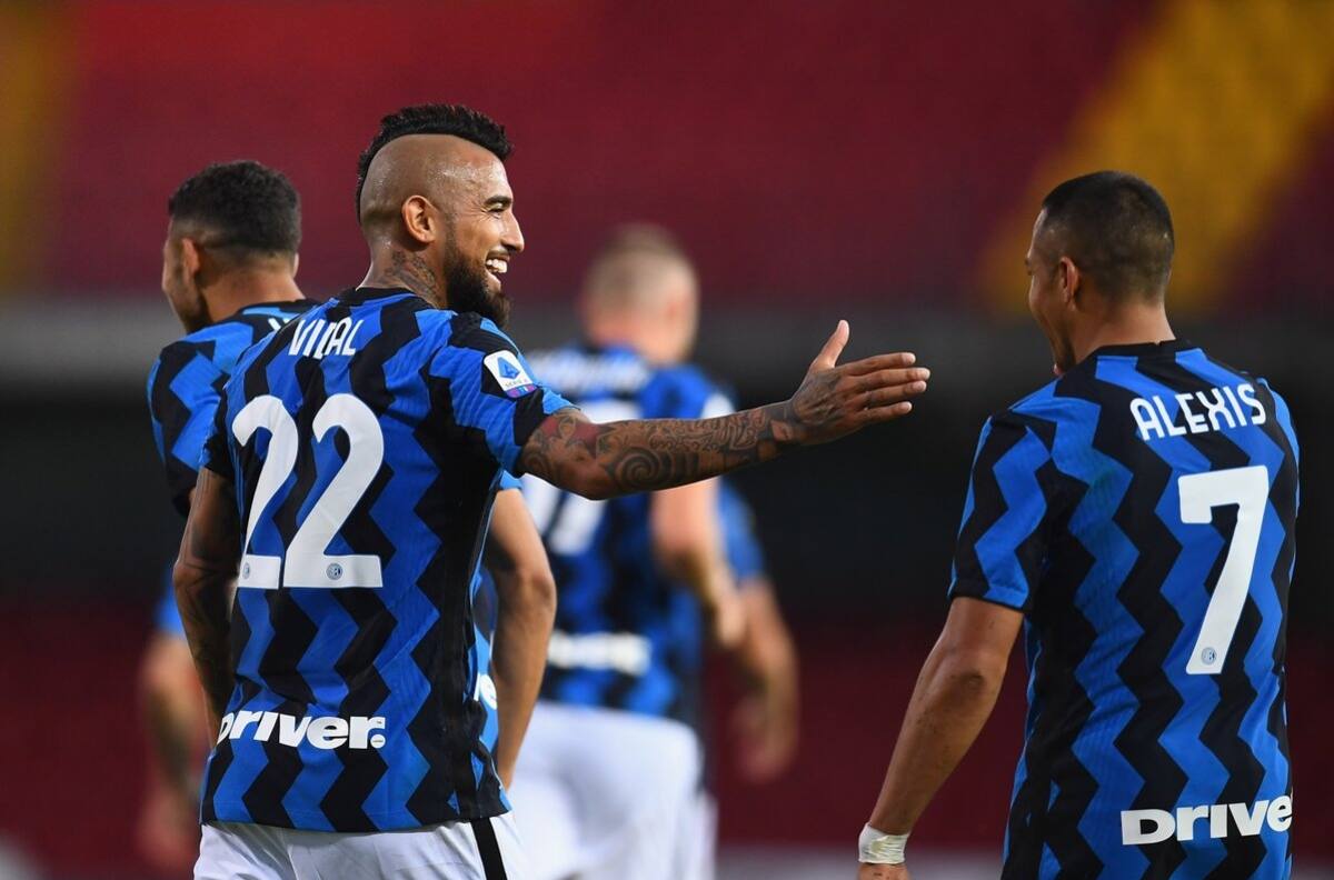 Con un chileno titular y otro en la banca: Inter confirmó su formación para jugar ante Crotone