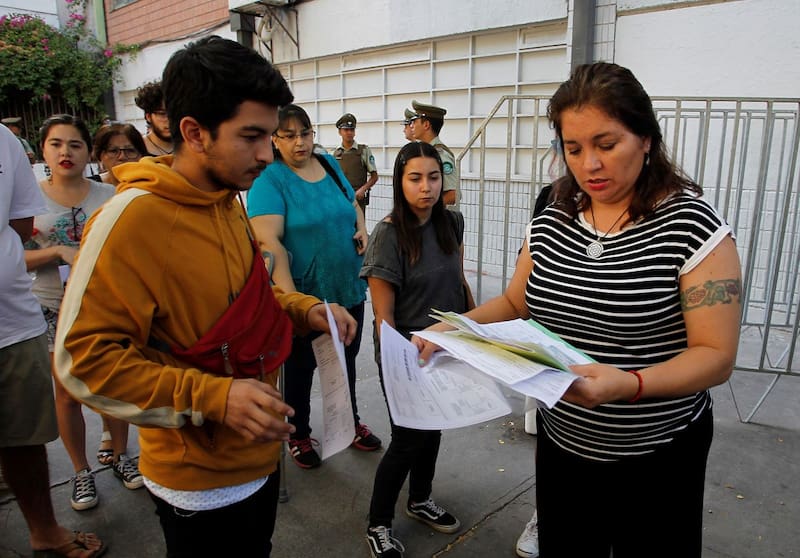 Revisa todos los beneficios a los que puedes postular. Foto: ATON.