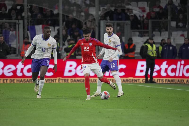 Darío Osorio fue uno de los grandes ganadores en los dos primeros partidos de Gareca. Foto: Vicente Aránguiz, En Cancha.