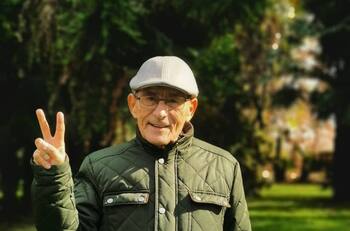 "Les quiero presentar a Gastón": Sergio Chamy mostró a su mascota en el día conmemorativo de los canes
