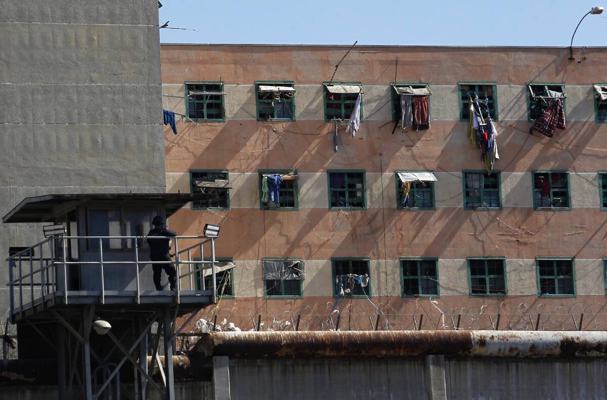 Confirman fuga de reo desde cárcel de Valparaíso: condena terminaba en 2022