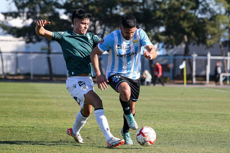 Santiago Wanderers cayó por 2-1 en su visita a Magallanes. Foto: Campeonato Chileno.