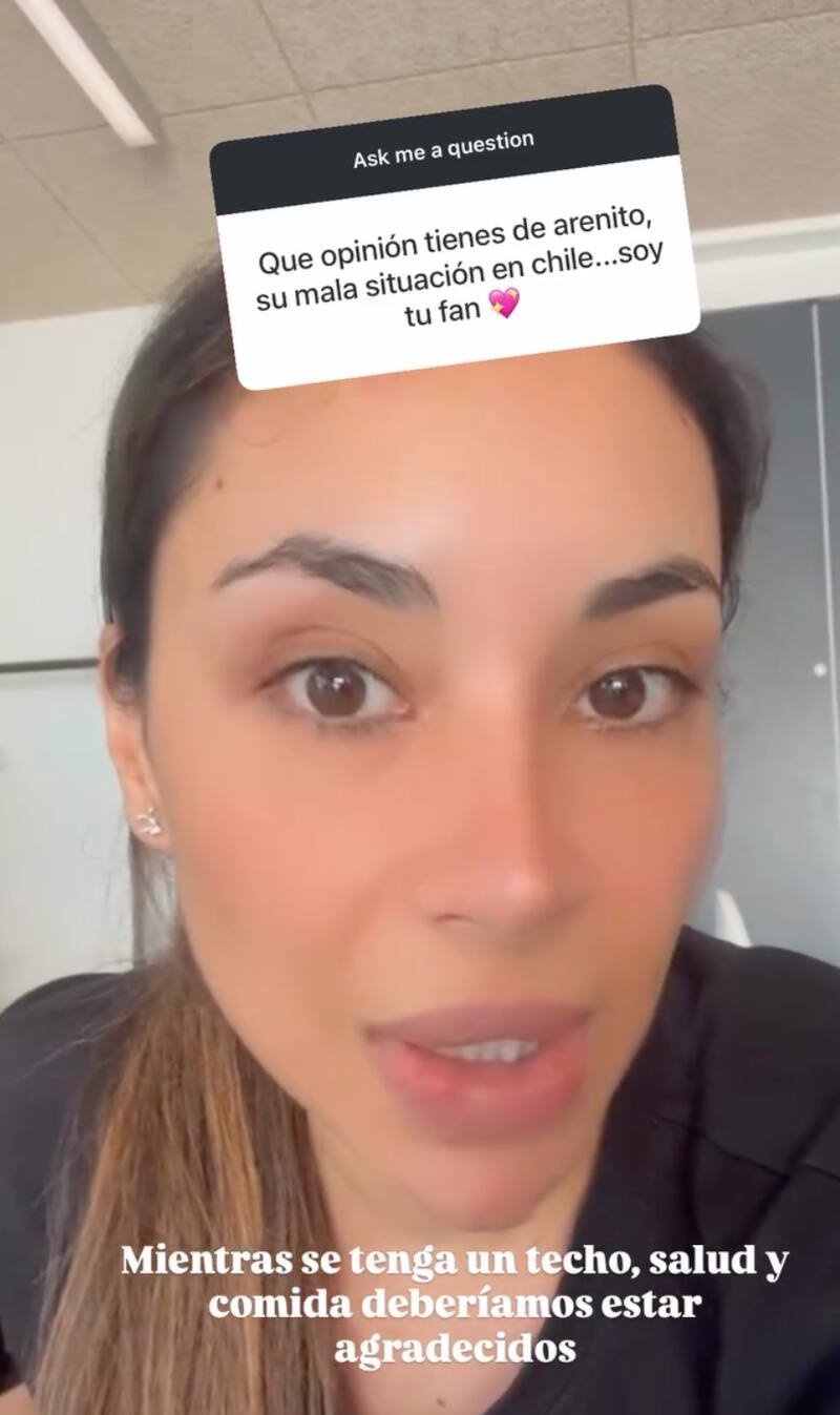 La influencer se lanzó contra Arenito.