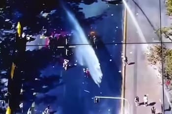 VIDEO | Así actuó Carabineros ante desórdenes en la Marcha 8M