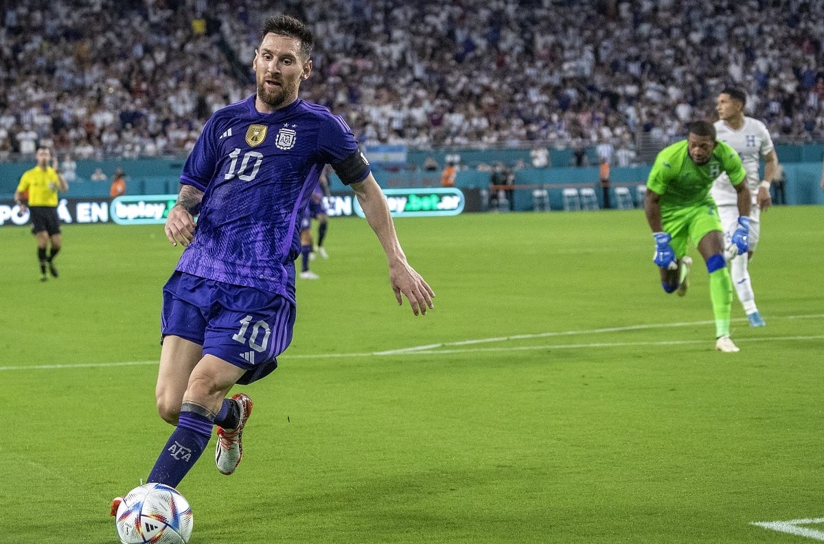 Los resultados de las selecciones sudamericanas en la fecha FIFA: Argentina y Brasil siguen a paso firme