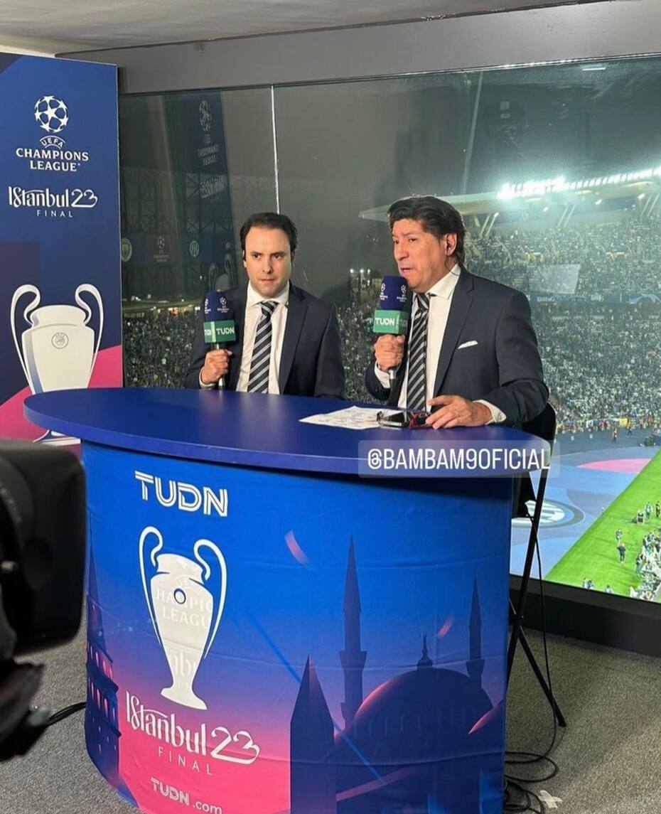 Iván Zamorano cubriendo el partido. Créditos: Instagram.