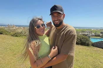 “Hasta nunca”: Debe volver a Colo Colo y su pareja encendió las redes con desprecio a su último club