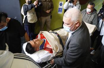 "No tiene todos sus sentidos": El preocupante parte médico sobre Martín Parra tras el Clásico Universitario suspendido