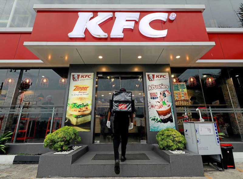 Busca trabajadores para todos sus locales instalados en Chile.