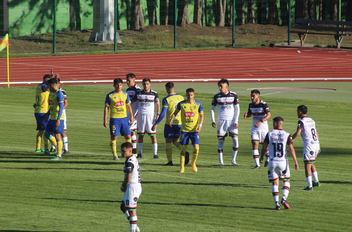 Club de Tercera División anunció "reestructuración total de su cuerpo técnico" tras malos resultados