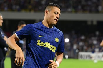 Sufre Alexis Sánchez: la “solución ofensiva” que trabajará Inter de Milán durante el receso