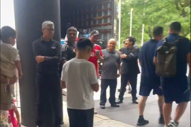 Hotel de La Roja fue evacuado por alarma de incendio.