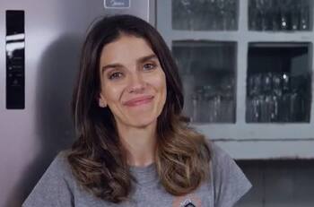 María Luisa Godoy muestra su orgullo y emoción por el gran logro de su hija en competencia de gimnasia artística