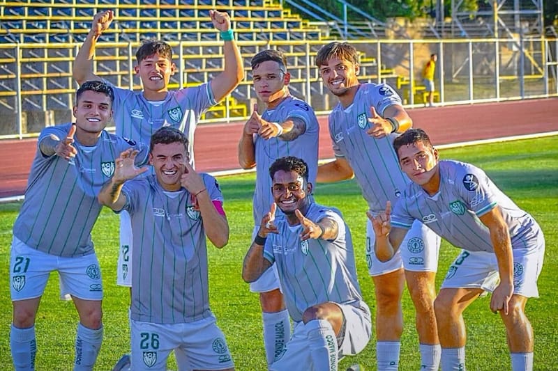 El cuadro de Segunda División puso interés en un entrenador griego, que viene desde Panamá. Foto: General Velásquez en Instagram.