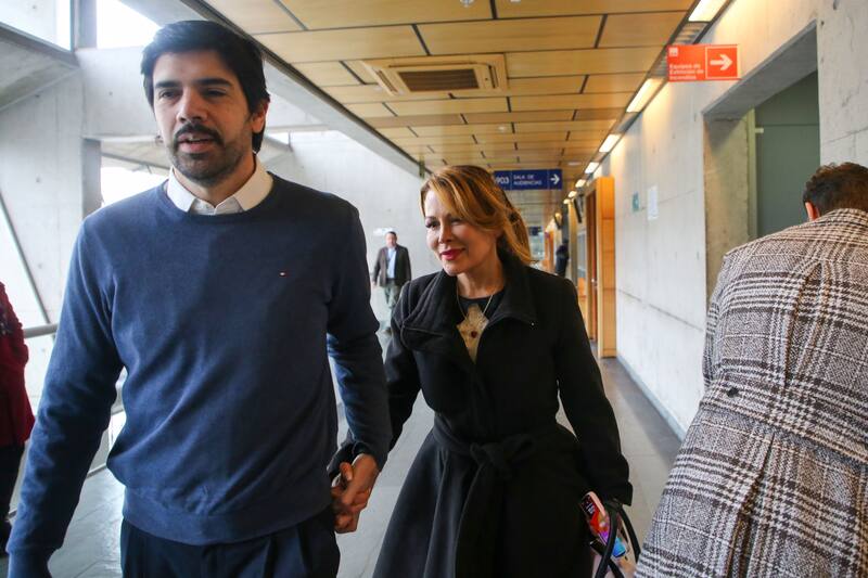 Santiago, 31 de mayo 2024
Se realiza revision de medidas cautelares de la exalcaldesa de Maipu, Cathy Barriga, actualmente con arresto domiciliario total.
Dragomir Yankovic/Aton Chile