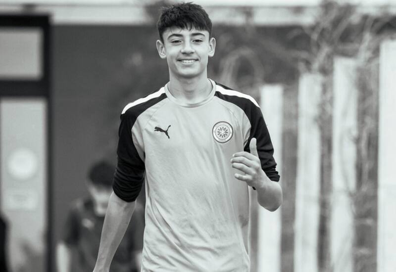 el arquero de 14 años del Montevideo City.