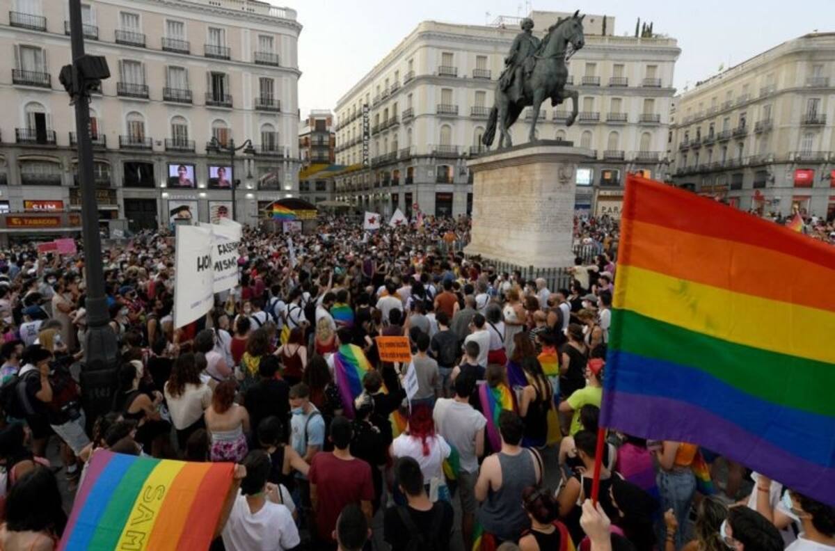 Vuelco en presunto ataque homofóbico en Madrid: supuesta víctima confesó que "fue consentido"