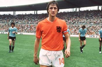 En el día de su cumpleaños FIFA le dedicó video al legendario Johan Cruyff