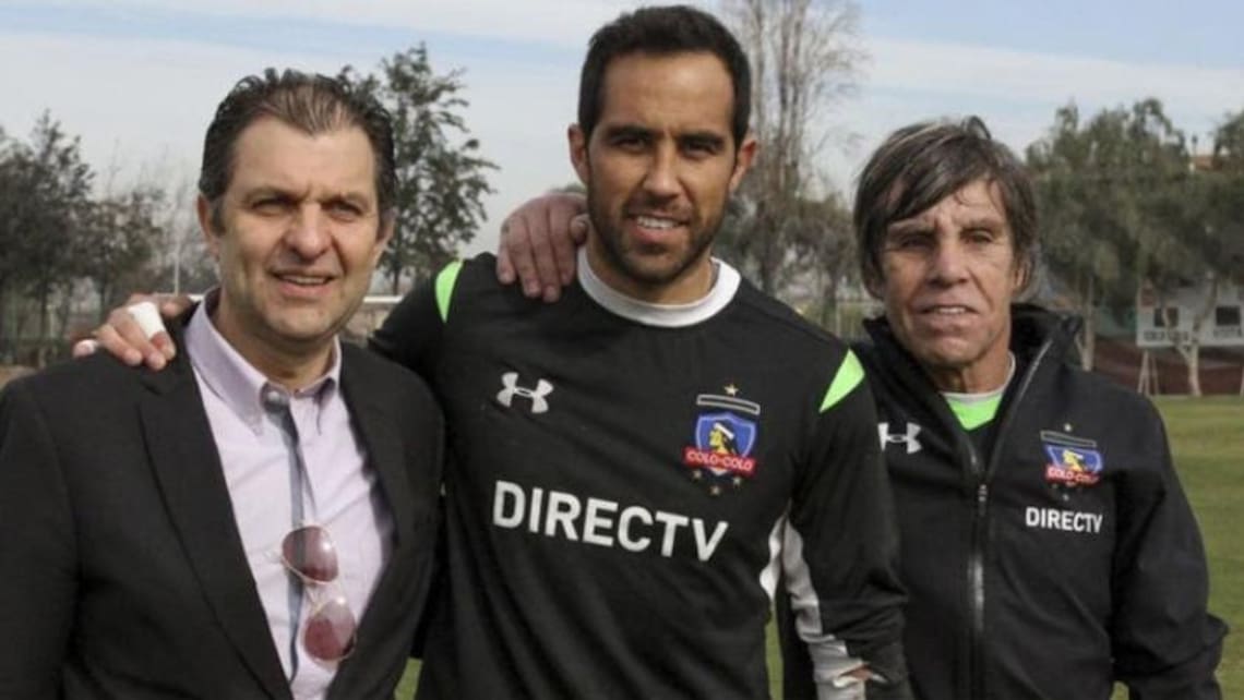 El preparador admite que el ex capitán de Chile aceptó ir al Monumental porque se lo pidió él.