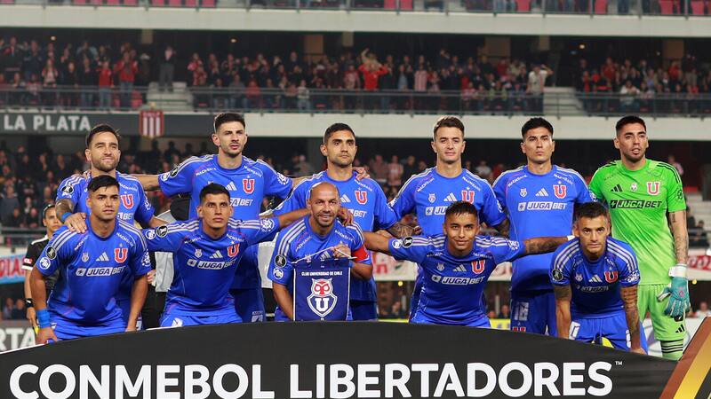 Álvarez se la juega: la formación de la U para jugar ante Carabobo por Copa Libertadores