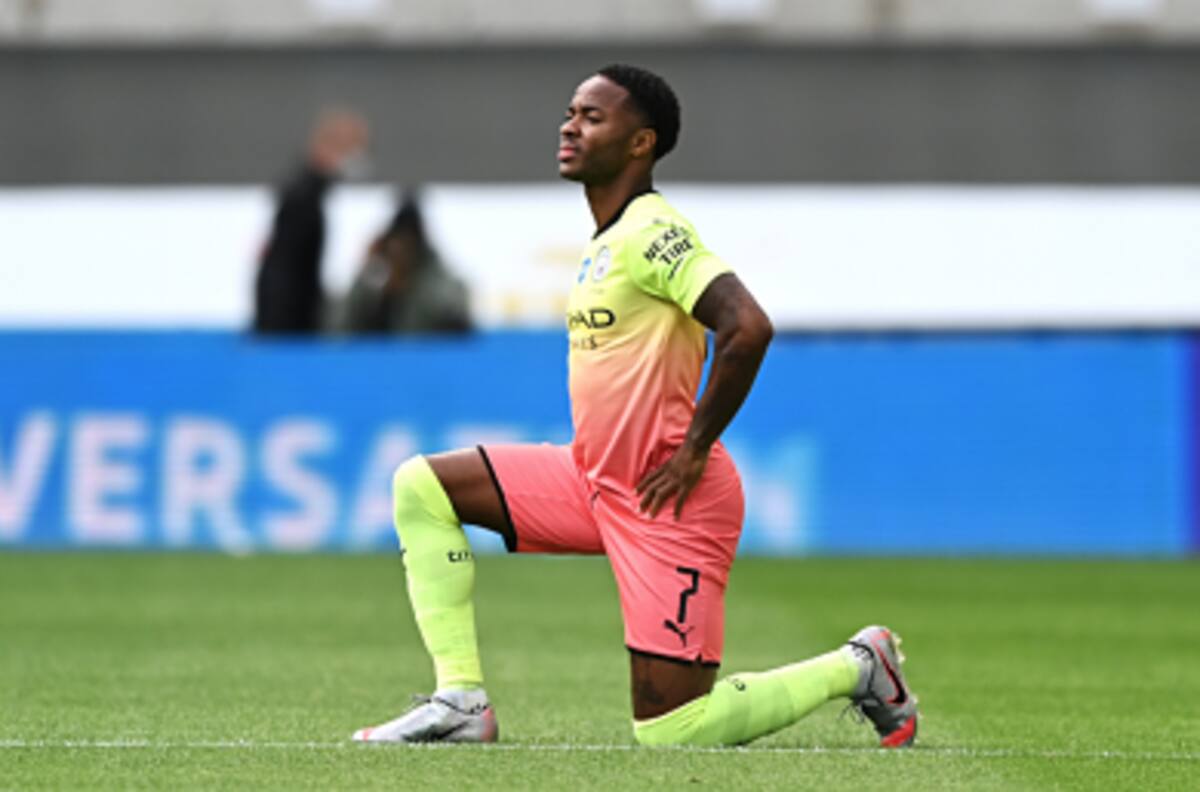 Sterling pone el segundo gol para el City con un remate desde fuera del área