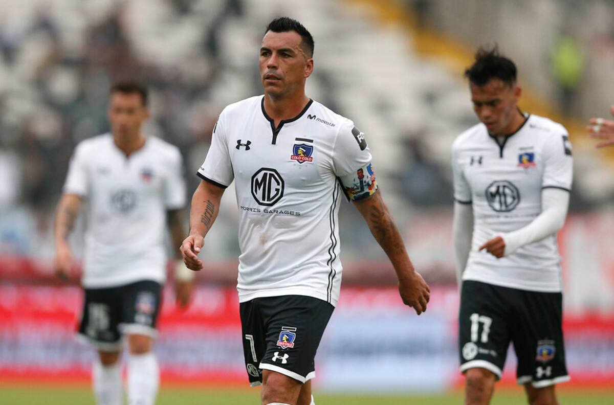 Esteban Paredes defiende a su representante tras ser acusado de violación
