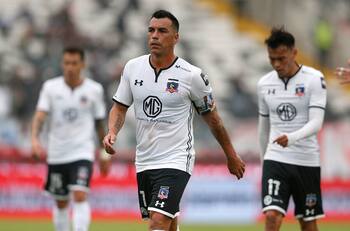 Esteban Paredes defiende a su representante tras ser acusado de violación