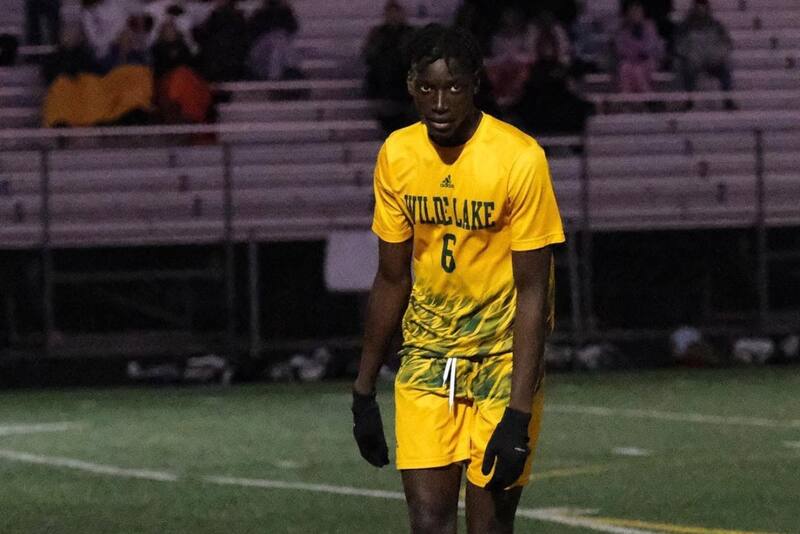 Ousman Touray espera por su oportunidad en la UC. Foto: Instagram.