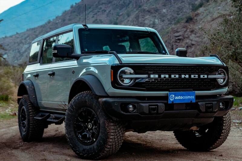 El imponente frontal del Ford Bronco