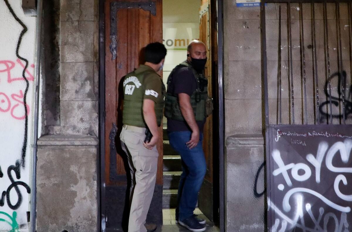 Vicepresidenta de Partido Comunes tras allanamiento: "Llamaron a la prensa y no a nosotros"