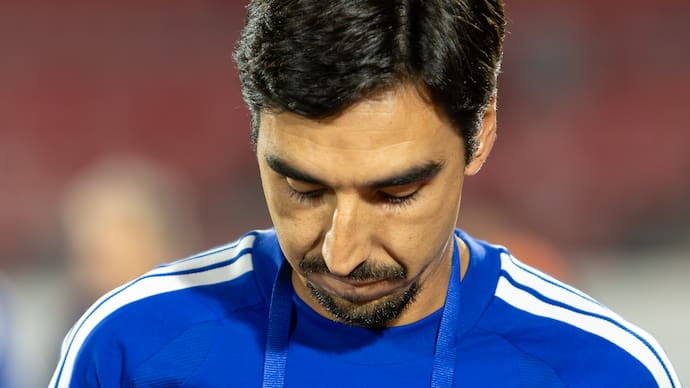 La U confirmó la salida de Meneghini y oficializa a su nuevo cuerpo técnico