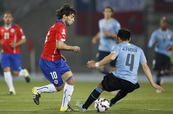 VIDEO| ¿Era uruguayo?: Jorge Valdivia reapareció con una genialidad en pichanga con amigos