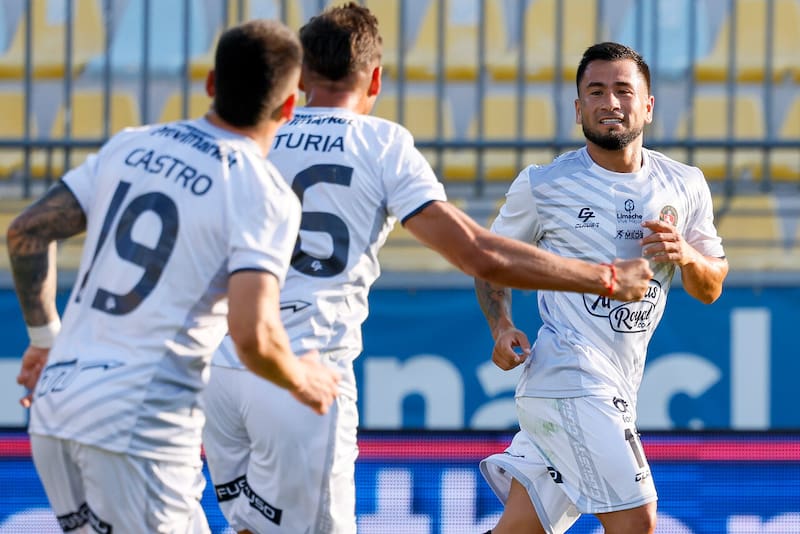 El desahogo más profundo de Jean Meneses y su gran apoyo en el regreso al Chile: “Ayuda mucho” . Foto: Aton.