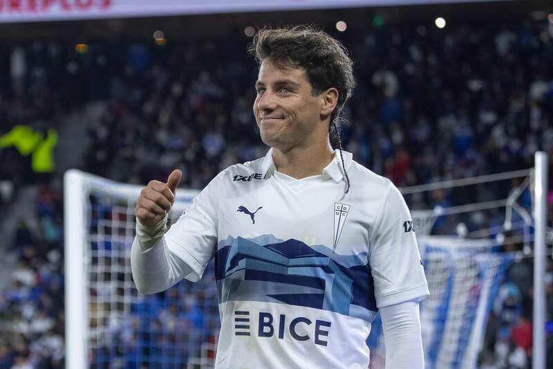 El canterano de la UC todavía no ha llegado a un acuerdo para renovar su contrato. Foto: Felipe Escobedo