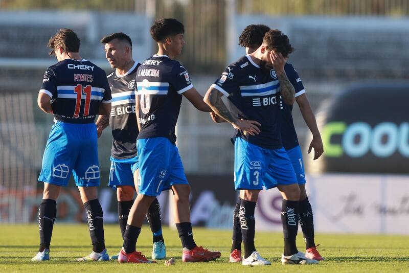 empató con Palestino. Foto: Aton.