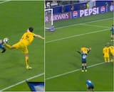 VIDEO | El insólito penal que desató la remontada de Atalanta y hundió al Borussia Dortmund en Champions