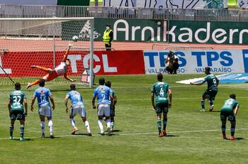 O'Higgins le gana el gallito a Santiago Wanderers y se queda con joven promesa caturra