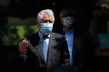 Paris y alza de contagios: "No es el permiso, es la conducta de las personas en vacaciones"