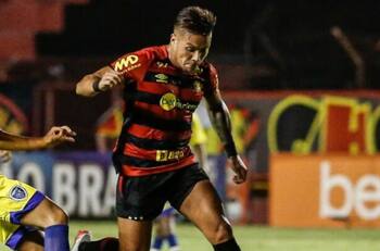 Preocupación en Brasil: La razón por la que Javier Parraguez no fue citado nuevamente en Sport Recife