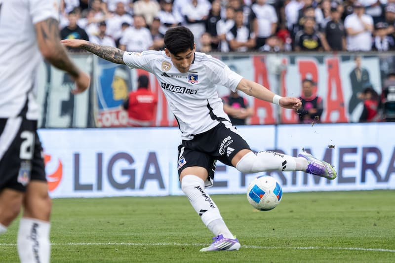 pensó en dejar el fútbol para dedicarse a los estudios. Foto: Felipe Escobedo