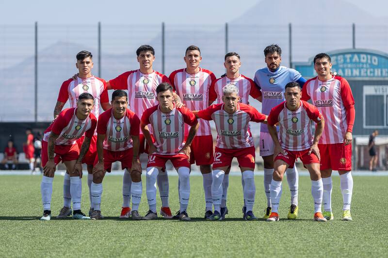 Deportes Linares en su duelo como visita frente a Santiago City por la Segunda División 2025. Estadio Municipal Lo Barnechea.