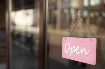 Destacada empresa multinacional abrirá siete tiendas en Chile, una de ellas será la más moderna del mundo