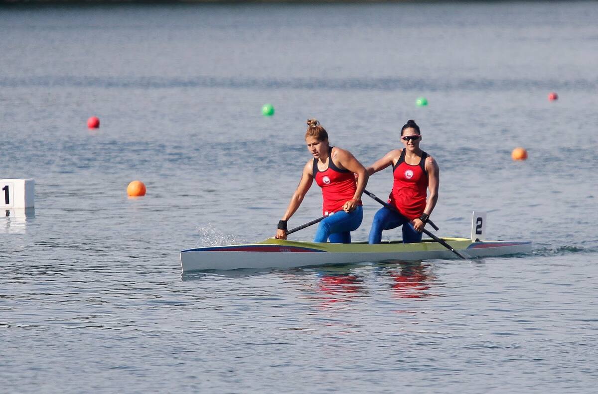 Canoístas chilenas clasificadas a Tokio: "No sabemos si seguir o dejar todo botado"