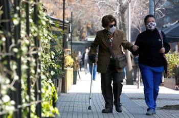 Para pensionados y rentas vitalicias: proponen nuevo IFE Adulto Mayor tras fin del IFE Universal