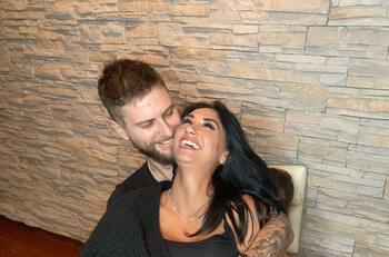 Con tinajas y una gran vista: Este es el lujoso hotel donde Pamela Díaz y Jean Philippe Cretton viven su escapada romántica en Chiloé