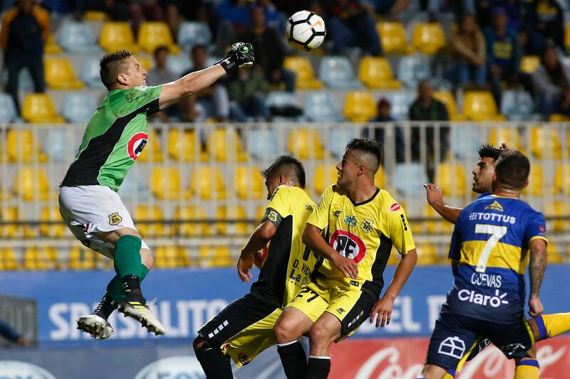 San Luis y Everton debían enfrentarse este martes