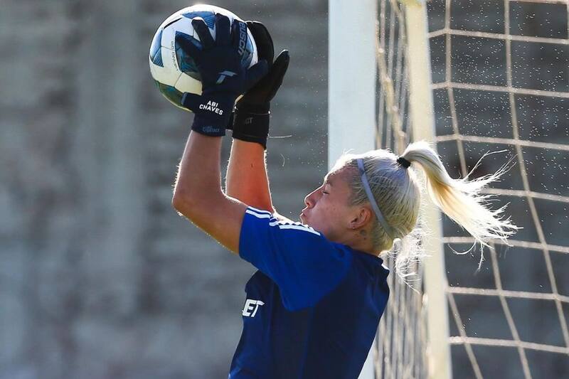 La arquera argentina viene de Huracán. Foto y video: prensa Universidad de Chile.