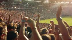 Más que amor, una pasión: ¿Cómo sobrevivir a un novio futbolero?